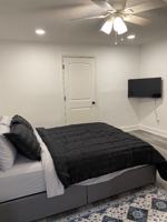 featured image of 1523 12th Ave N #B