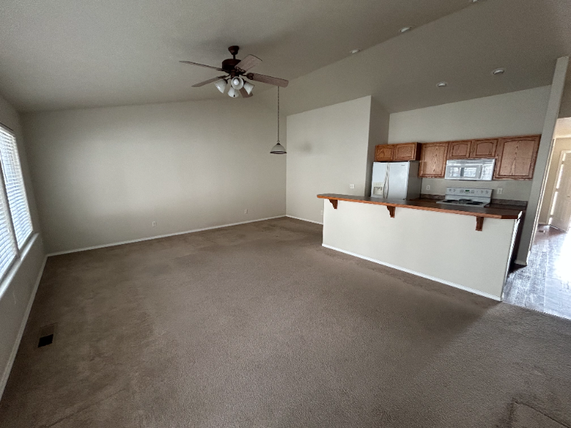 1707 Dora Dr N - Photo 6 of 14