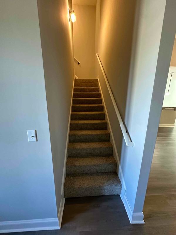136 Silverside Dr - Photo 3 of 7