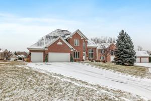 featured image of 8633 Carriage Hill Ct
