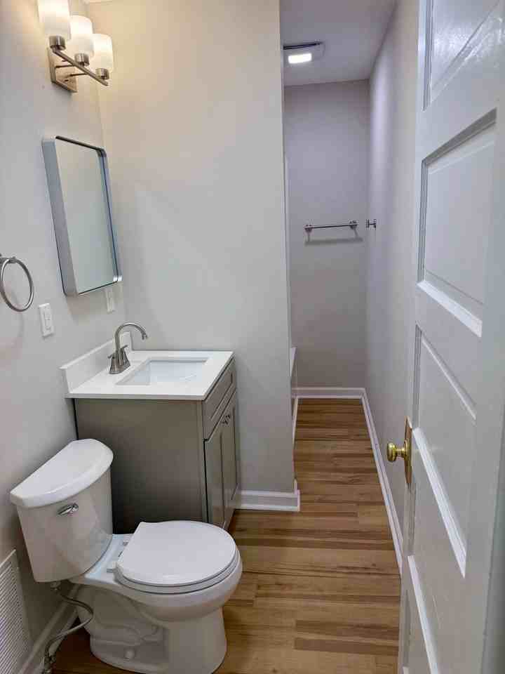 1919 Burnet Ave #FL2 - Photo 3 of 7
