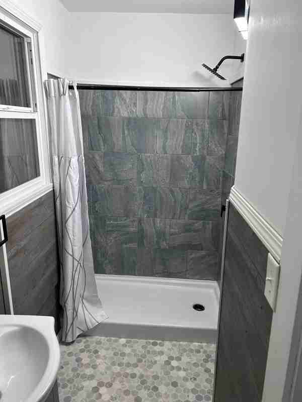 1203 1/2 7th Ave #3 - Photo 7 of 10