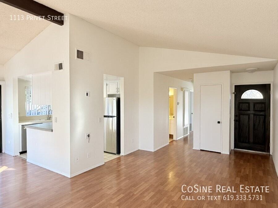 1113 Privet St - Photo 3 of 21