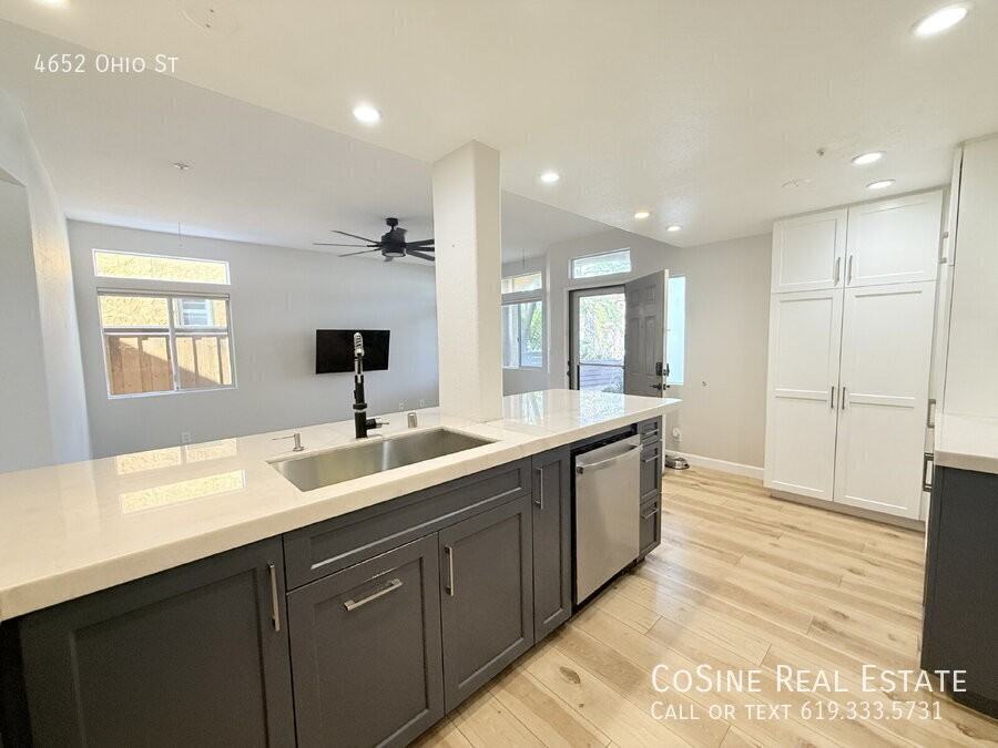 4652 Ohio St - Photo 2 of 19