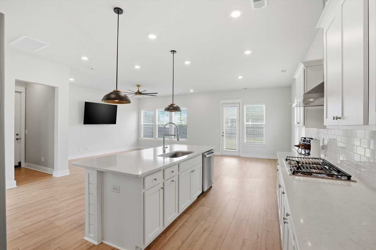 392 Parish Farms Dr - Photo 5 of 20