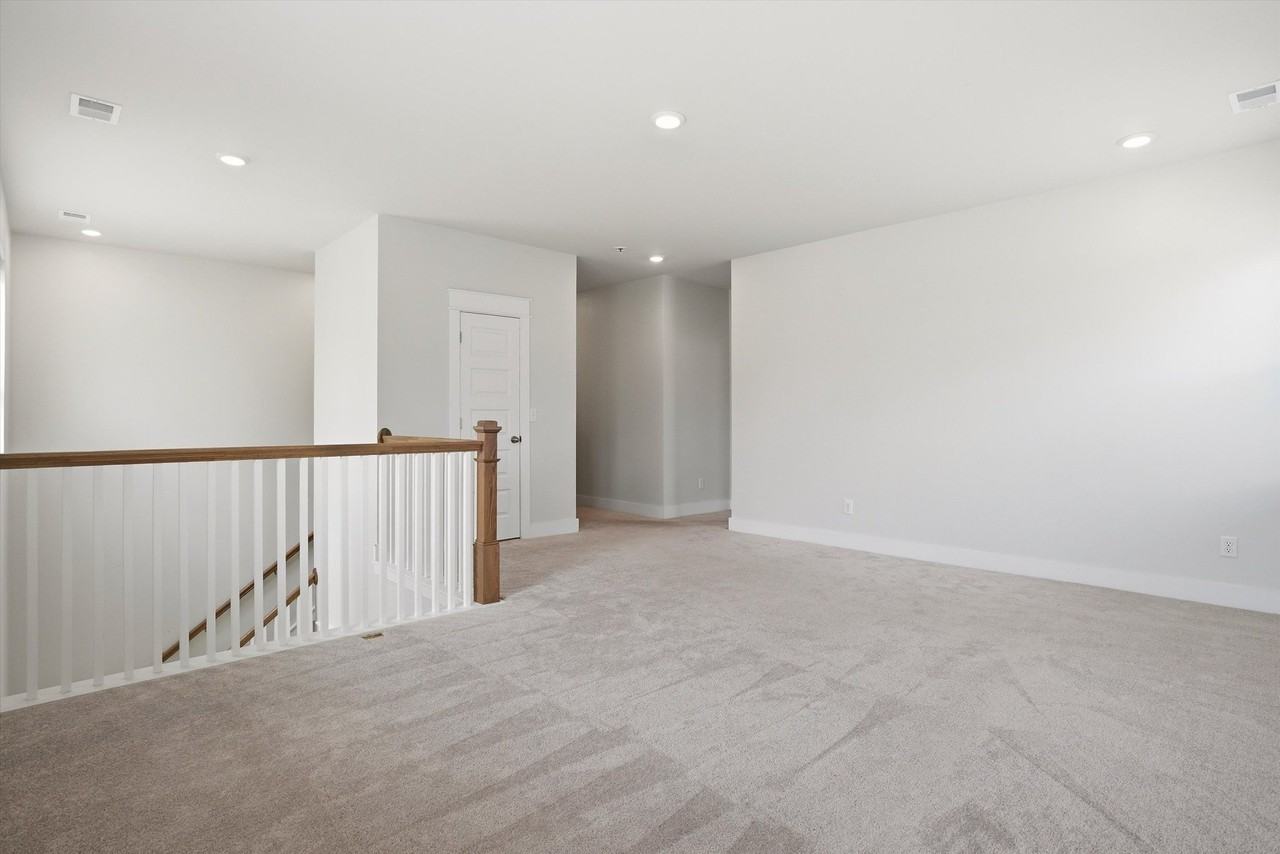 392 Parish Farms Dr - Photo 7 of 20