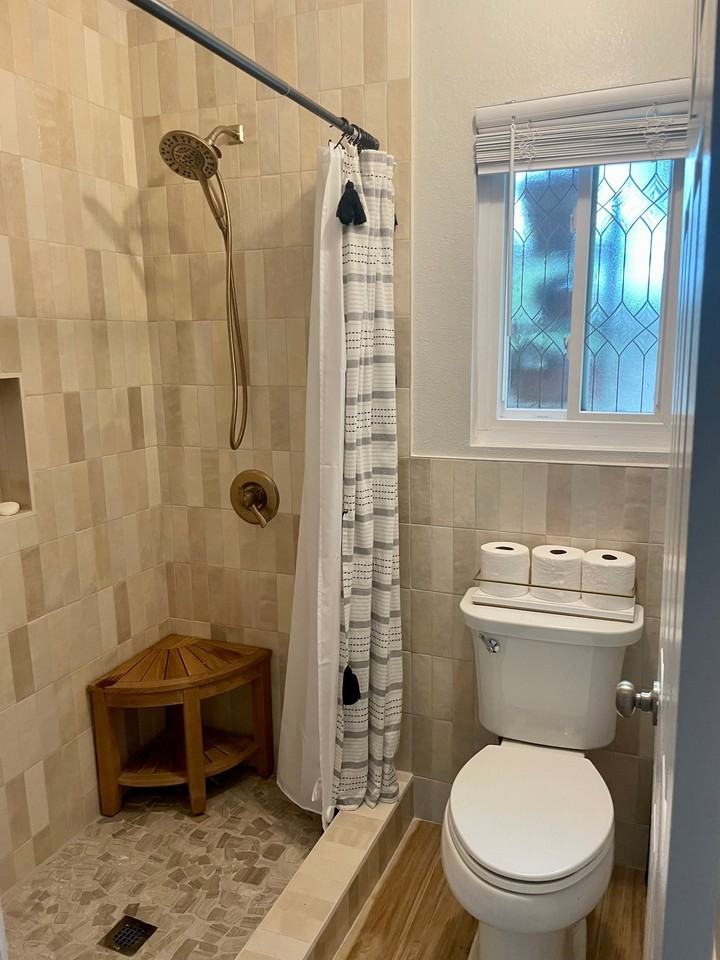 942 Ruby Dr #C - Photo 7 of 10