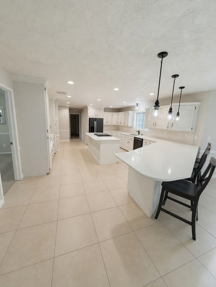 105 S Park Ave - Photo 4 of 20
