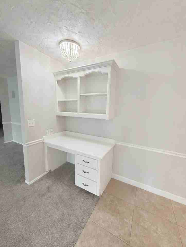 105 S Park Ave - Photo 6 of 20