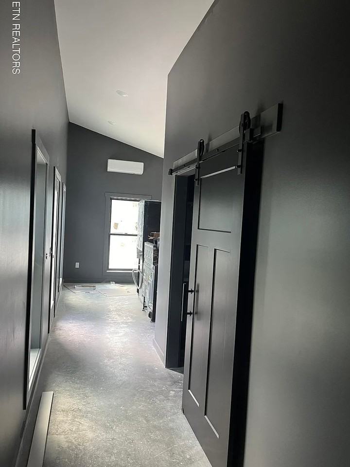 102 Elmo Dr - Photo 3 of 9
