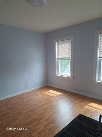 171 Vernon St #3 - Photo 4 of 14