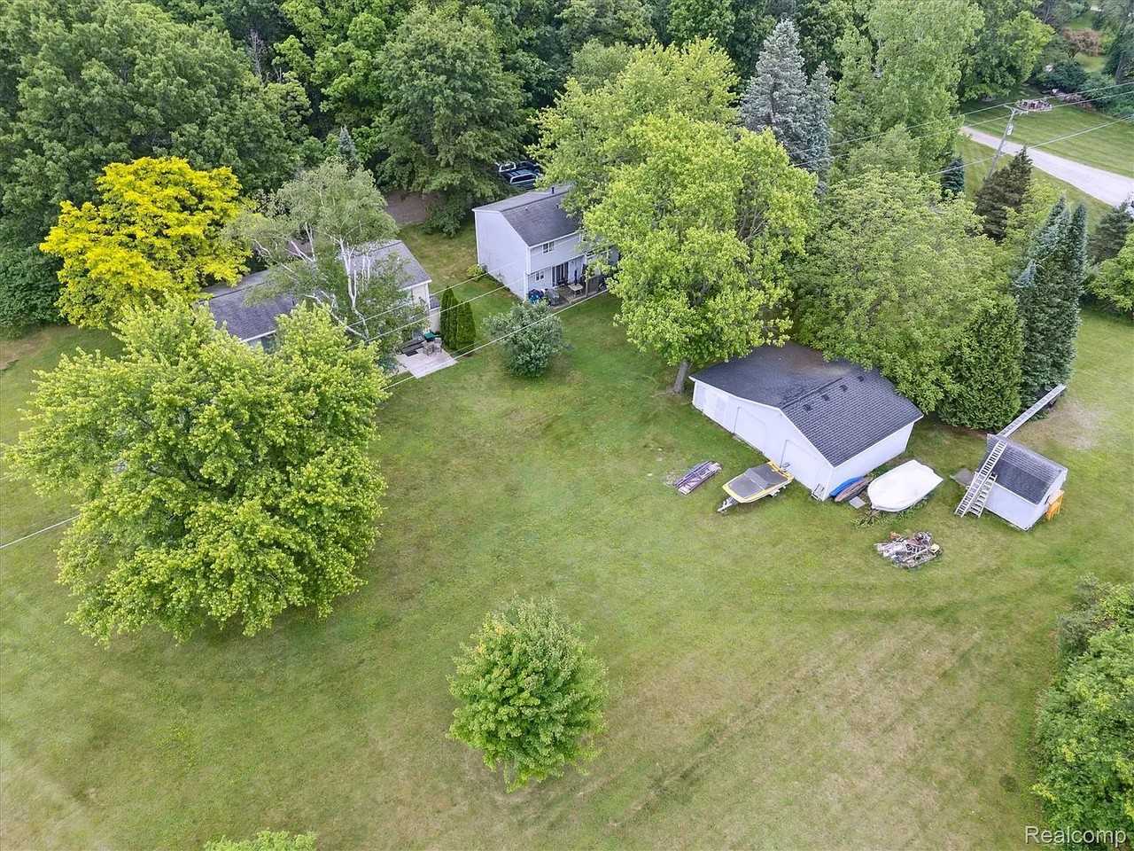 10461 Eagle Rd #1 - Photo 5 of 20