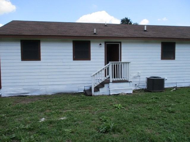 605 Jackson St - Photo 5 of 14