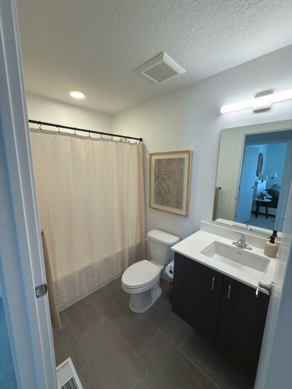 1034 Ws #123 - Photo 2 of 4