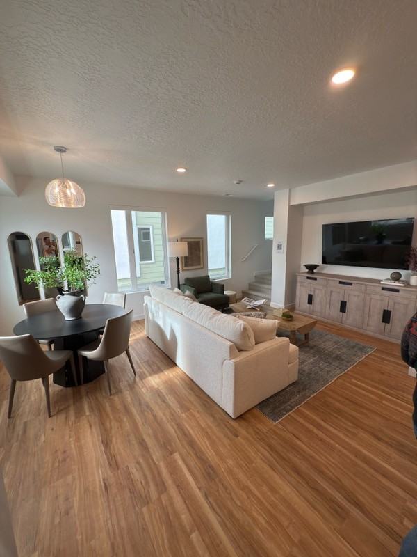 1034 Ws #123 - Photo 3 of 4