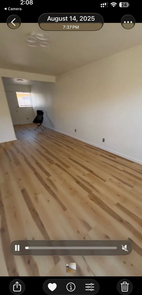 404 N M St #B - Photo 7 of 8