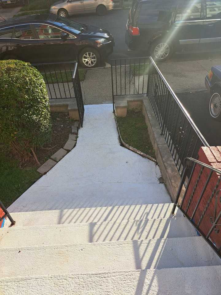 283 Pomona Ave - Photo 4 of 4