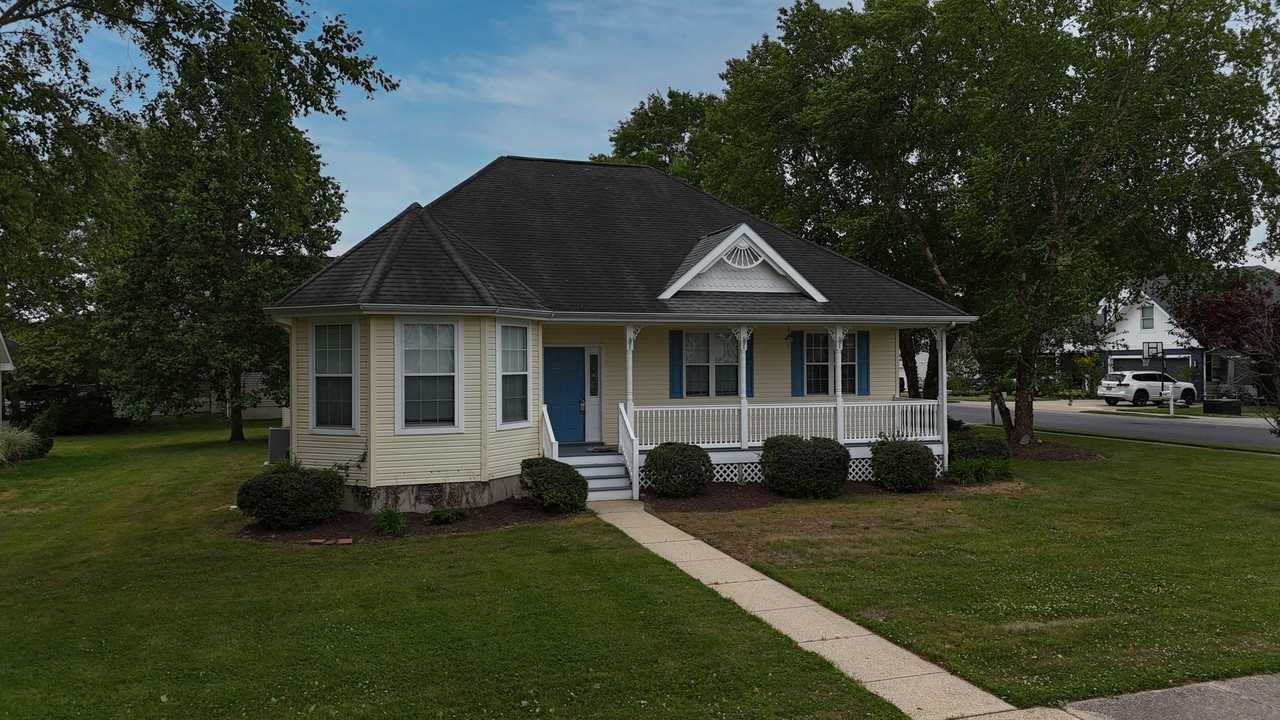 204 Henrys Mill Dr - Photo 3 of 14