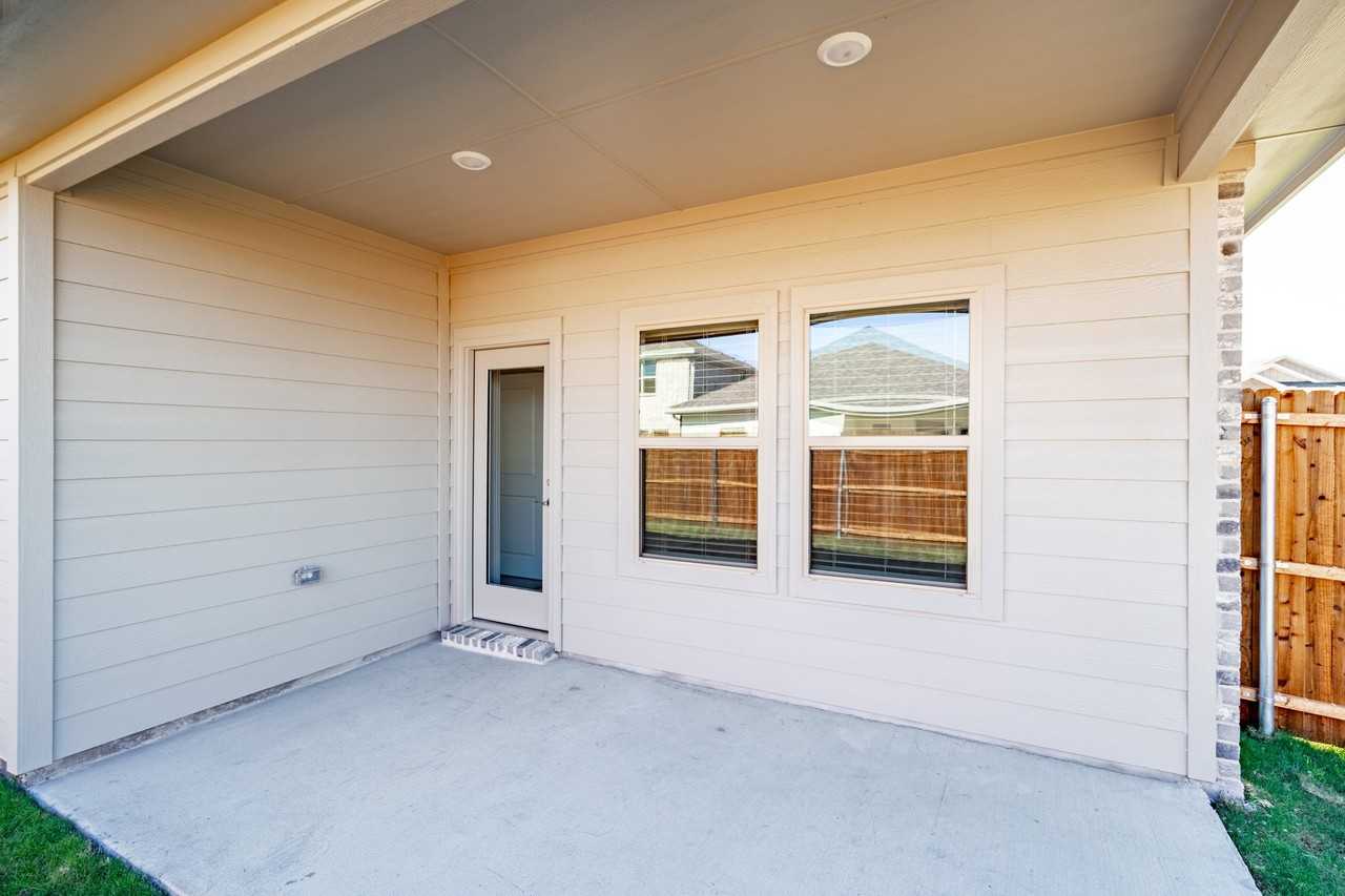 3300 Sedge Grass Dr - Photo 3 of 19