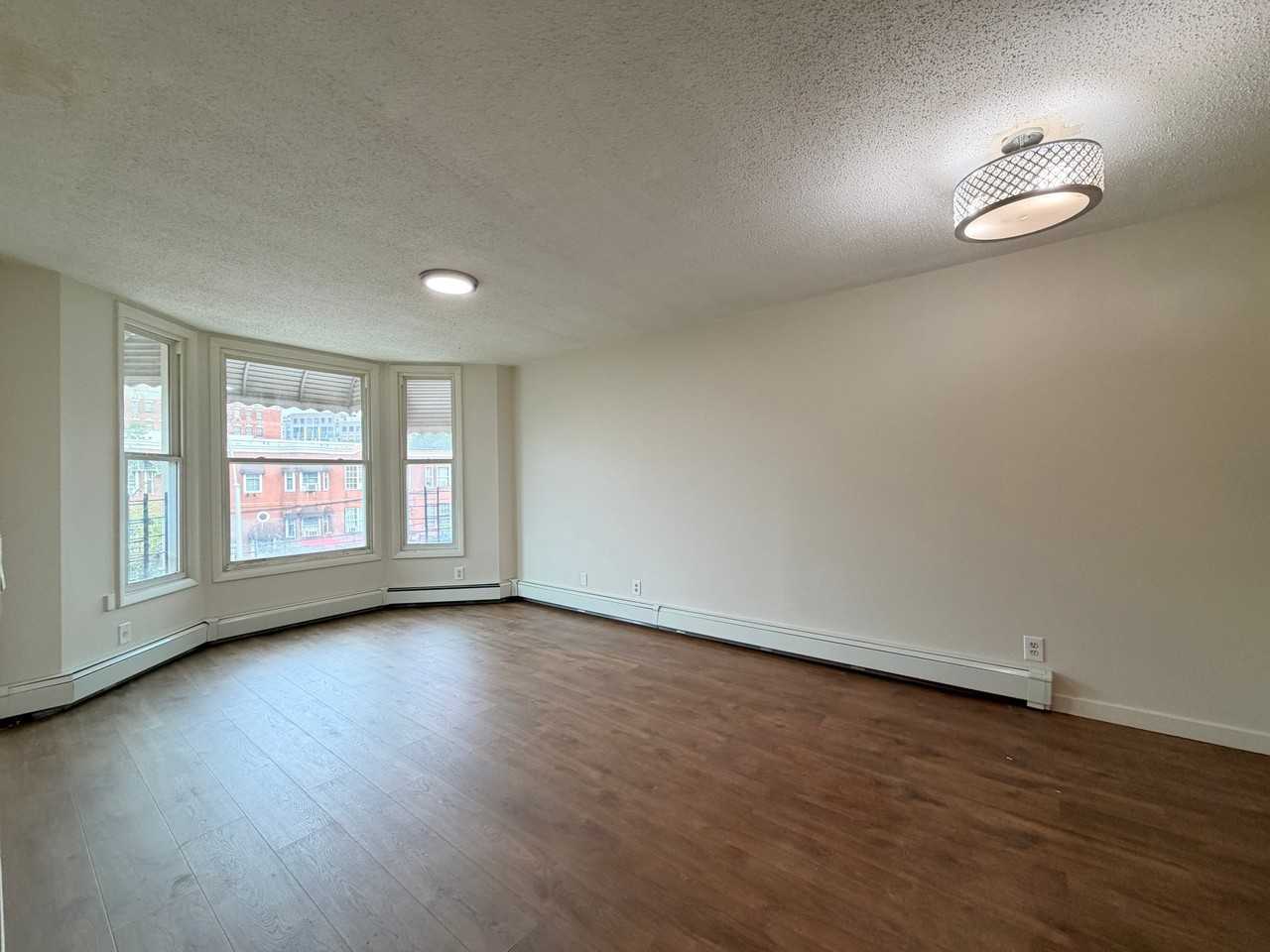 1029 Kelly St #2 - Photo 6 of 13