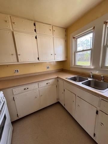 1305 E Lawrence St - Photo 5 of 18