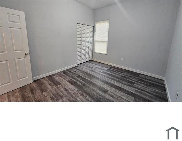 1446 W 23rd St - Photo 5 of 16