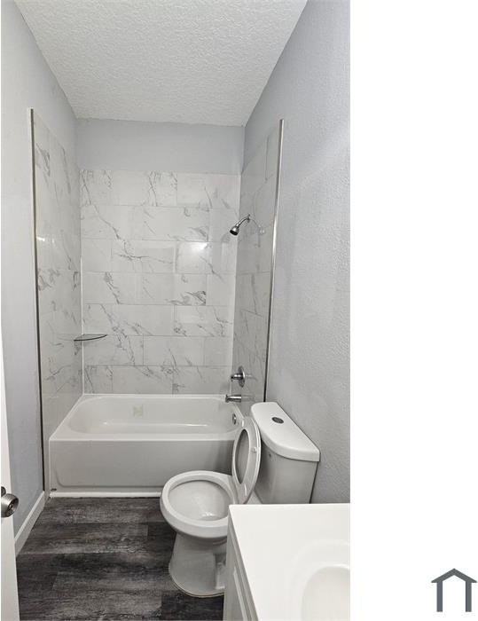 1446 W 23rd St - Photo 7 of 16