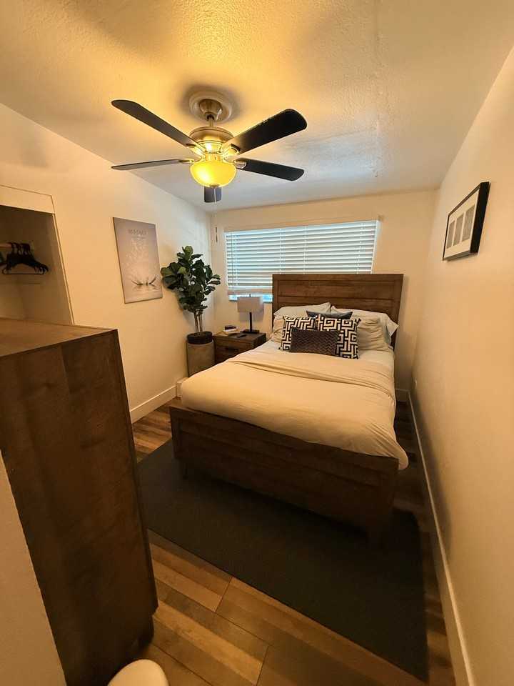1032 Fremont Blvd - Photo 6 of 9