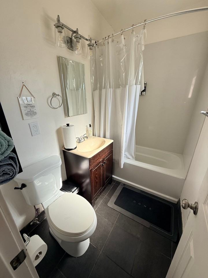 1032 Fremont Blvd - Photo 7 of 9