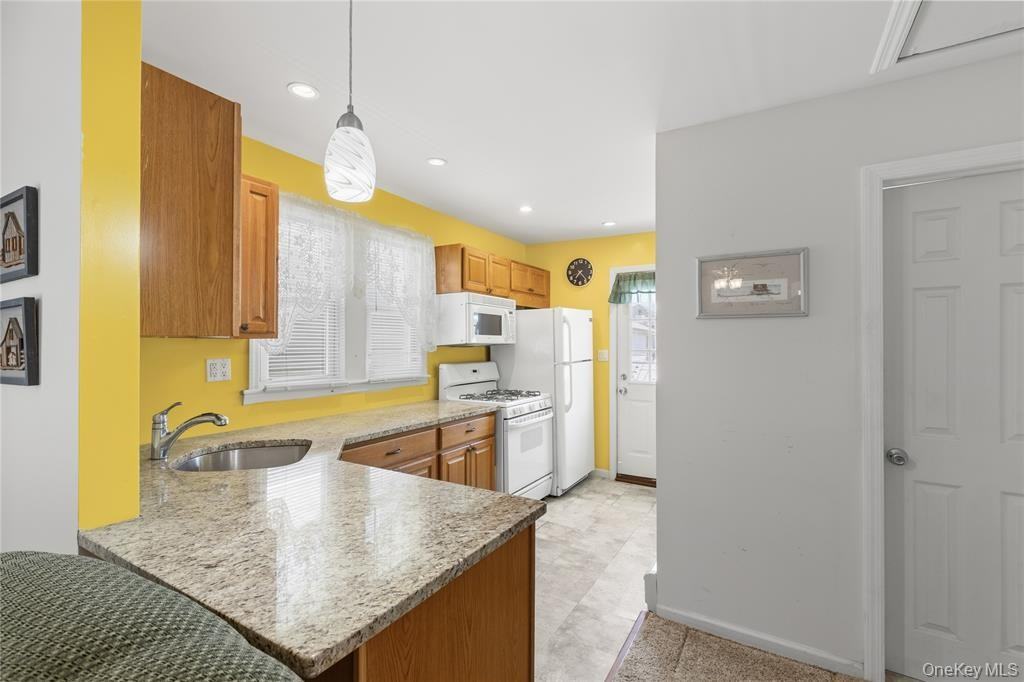 90 Oregon Street - Photo 5 of 12