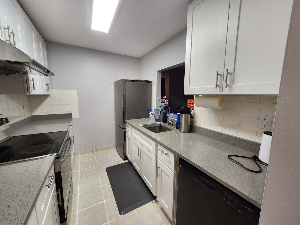 1000 Howie Avenue - Photo 2 of 13