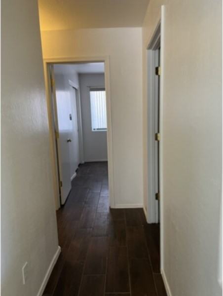 1467 E 12th St - Photo 4 of 10