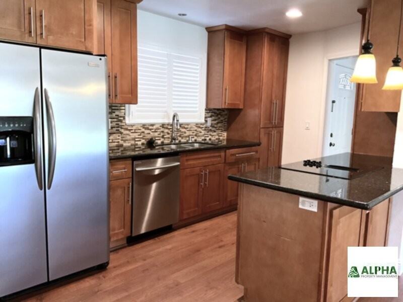 1433 Sebastian Way - Photo 5 of 13