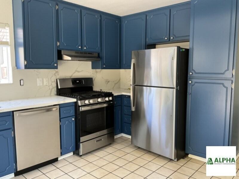 9535 Roads End Pl - Photo 5 of 14