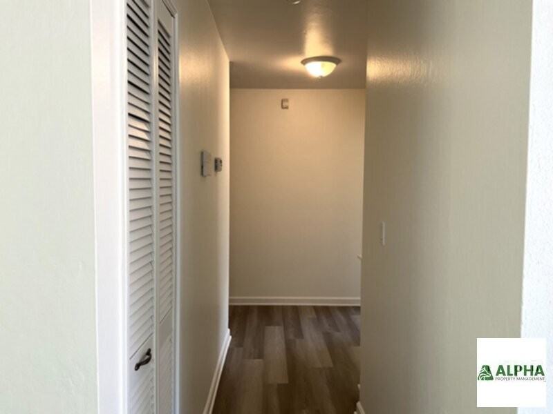 9535 Roads End Pl - Photo 6 of 14