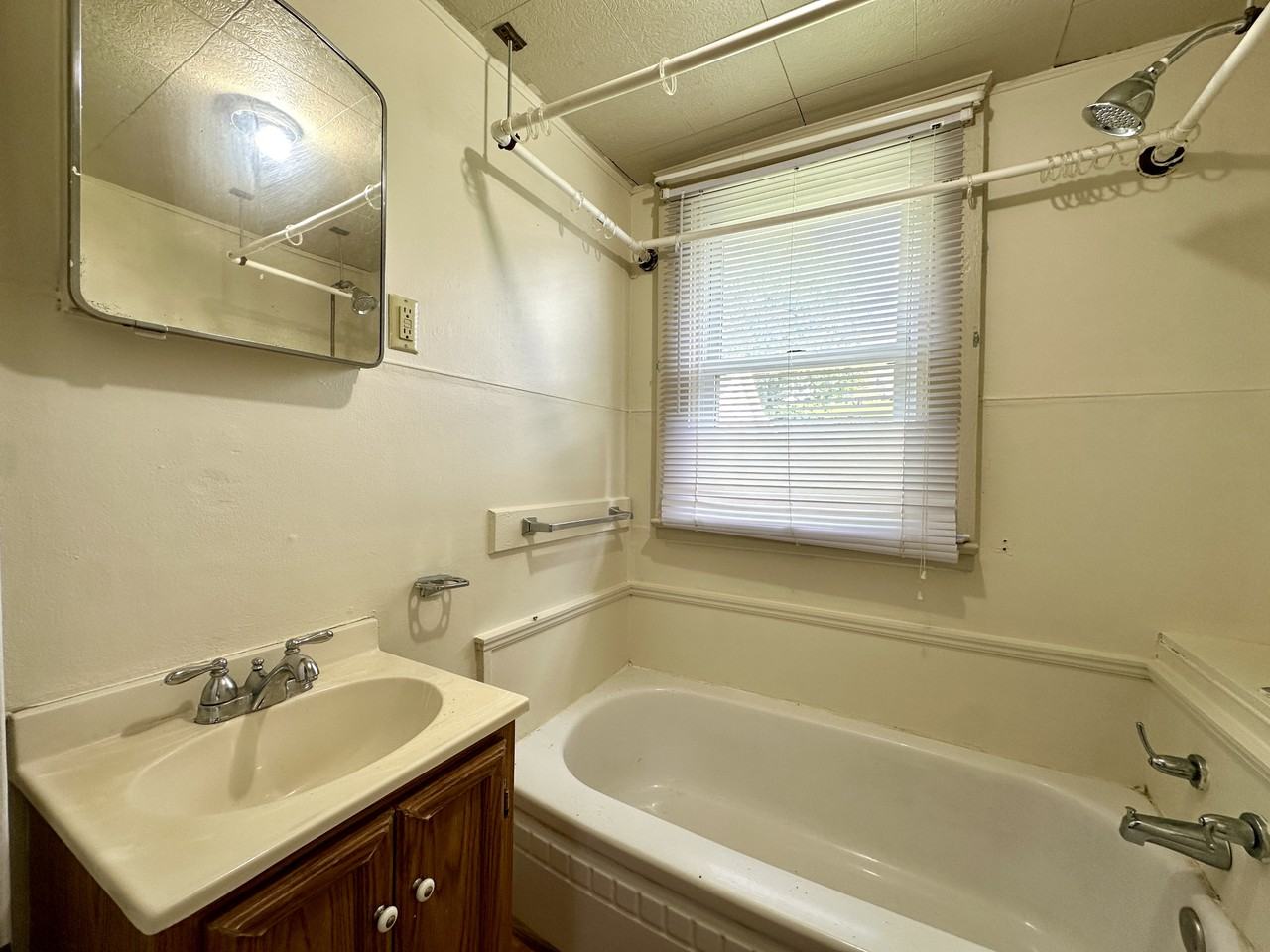 29 W Miller St #NA - Photo 7 of 26