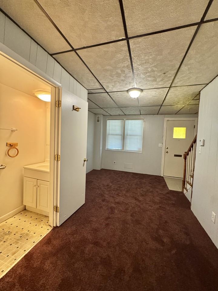 303 Allendale St #NA - Photo 5 of 10