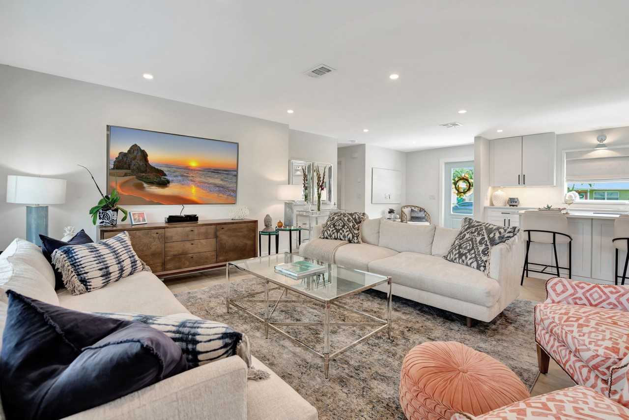 359 Beacon St #NA - Photo 3 of 50