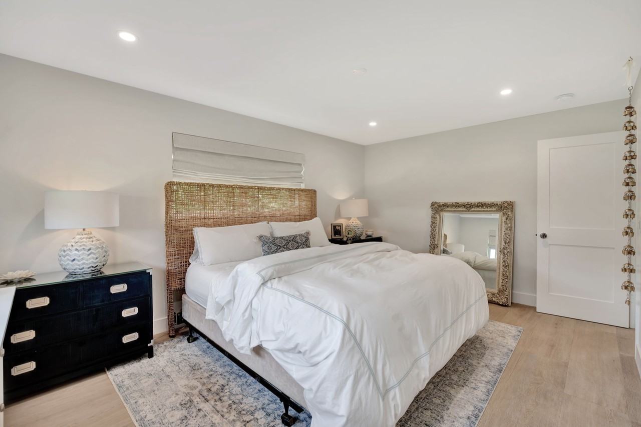 359 Beacon St #NA - Photo 5 of 50