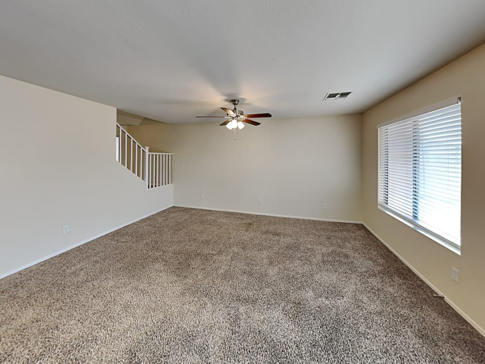 10514 W Alvarado Rd #NA - Photo 4 of 12