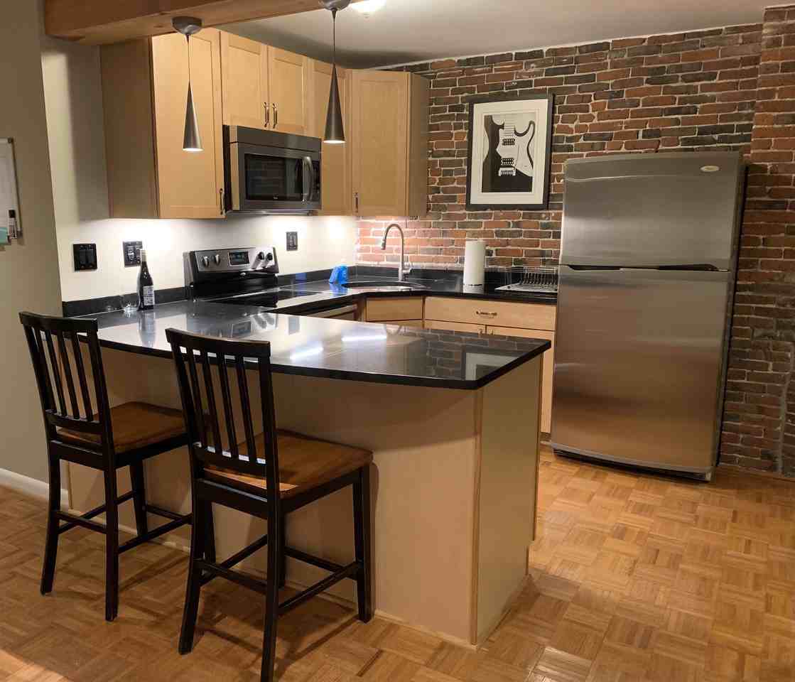 105 W Merrimack St #3 - Photo 2 of 12