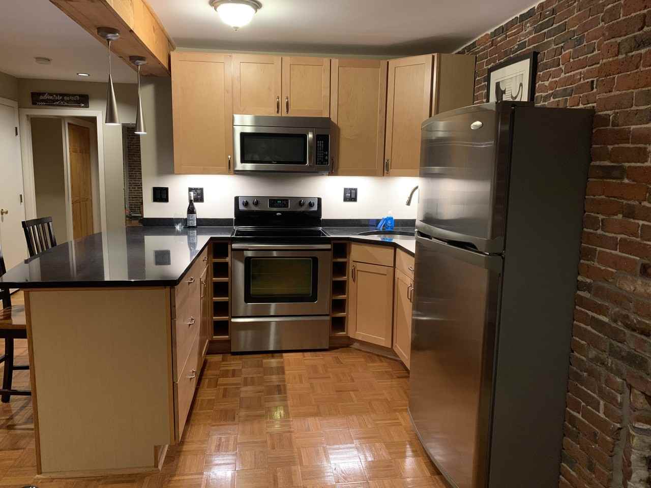 105 W Merrimack St #3 - Photo 3 of 12