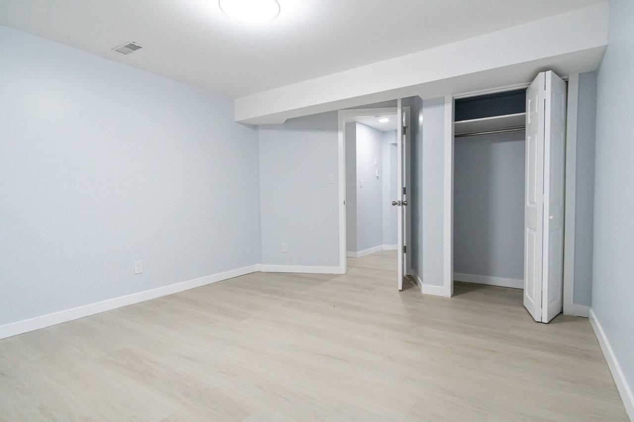 7131 83 St Nw - Photo 7 of 15