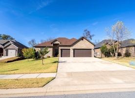 featured image of 3502 Sw Brittany Rd