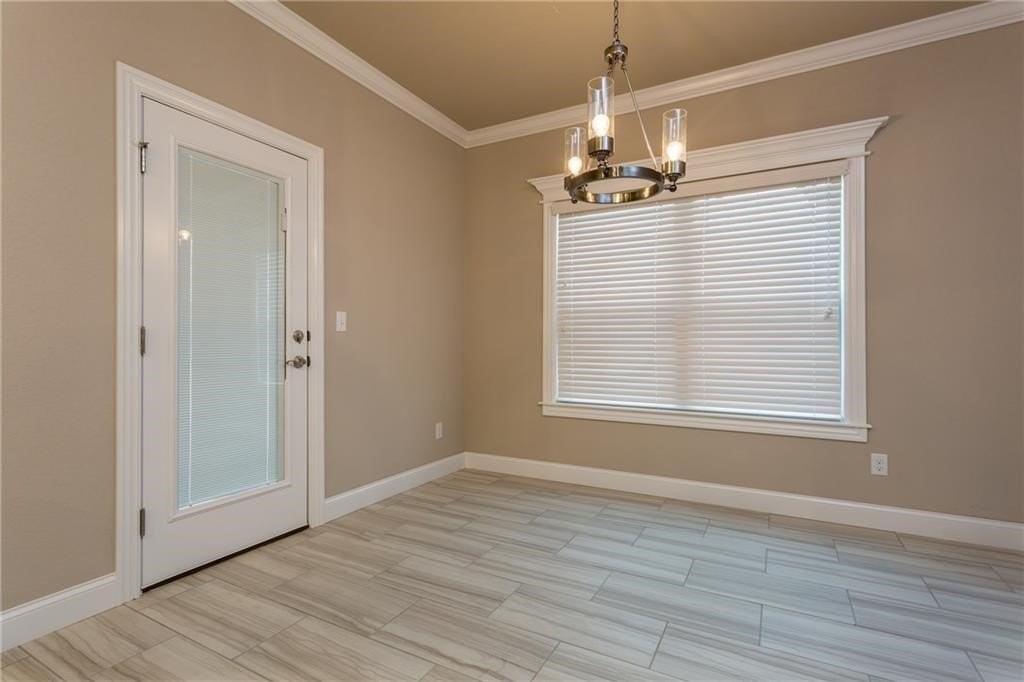 3502 Sw Brittany Rd - Photo 4 of 14