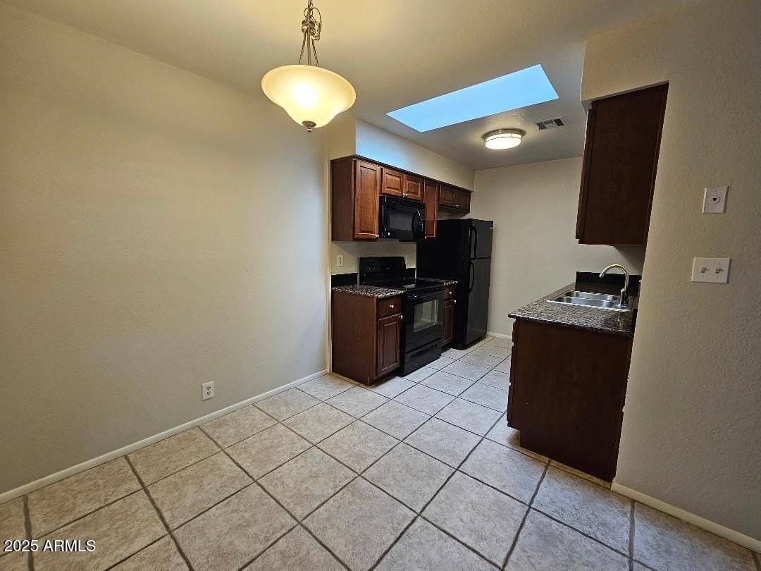312 W Yukon Dr #7 - Photo 5 of 24
