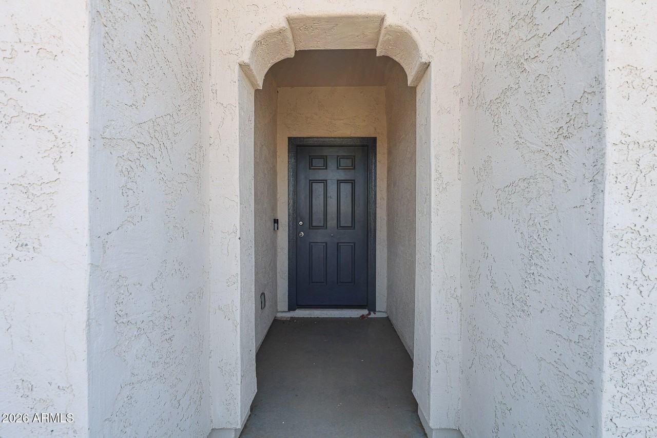 7161 N 128th Ave - Photo 5 of 50
