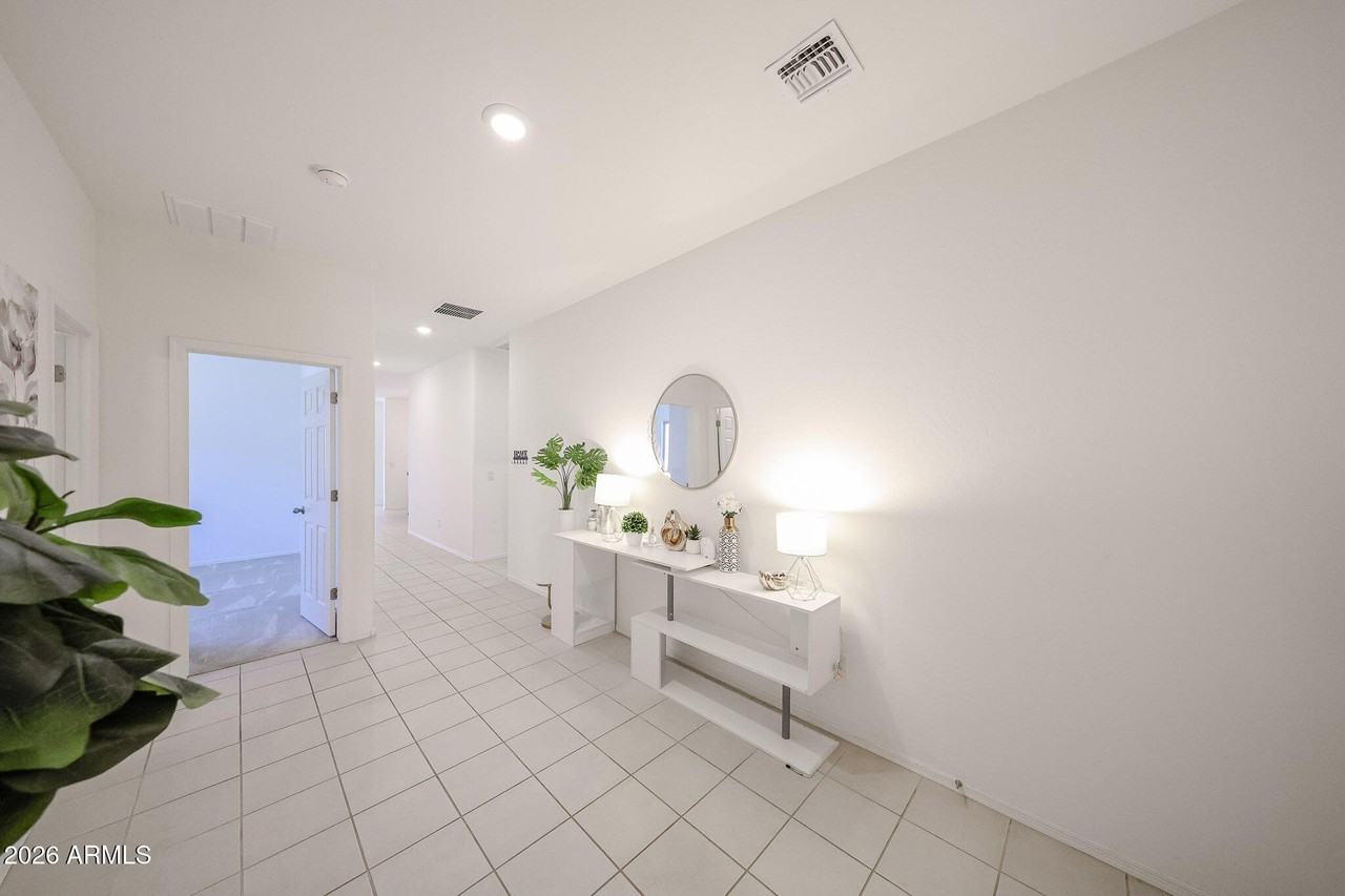 7161 N 128th Ave - Photo 7 of 50