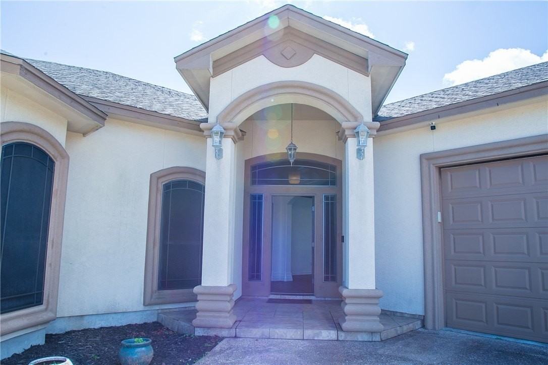 8218 Merlin Pl - Photo 3 of 20