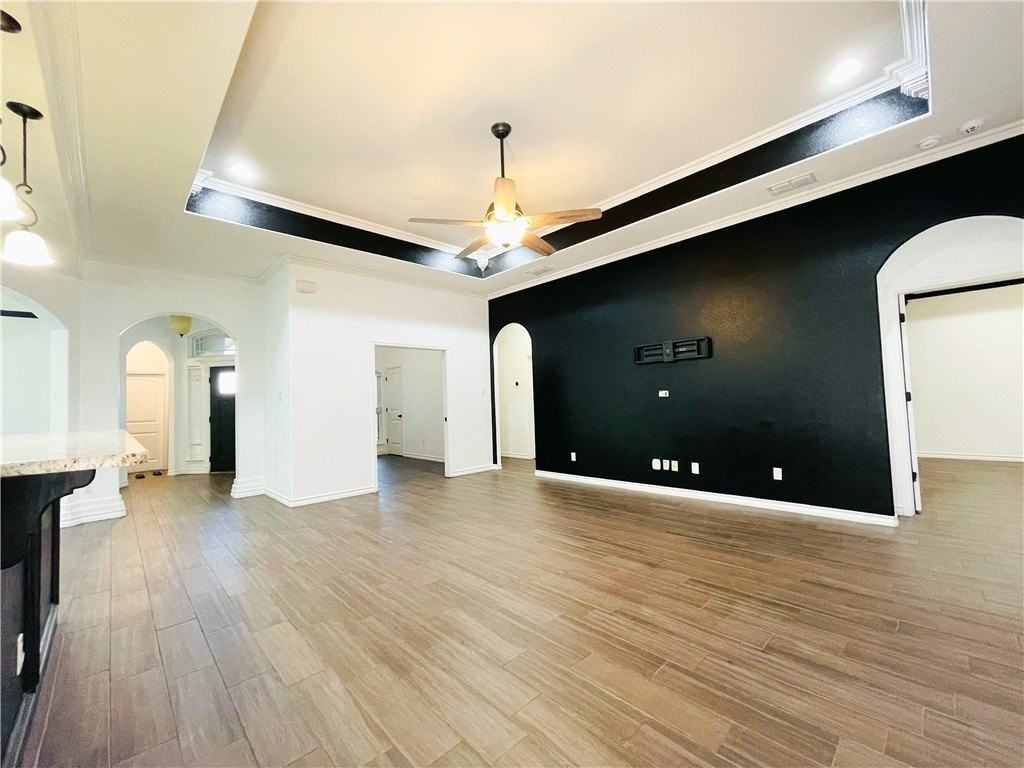 8218 Merlin Pl - Photo 4 of 20